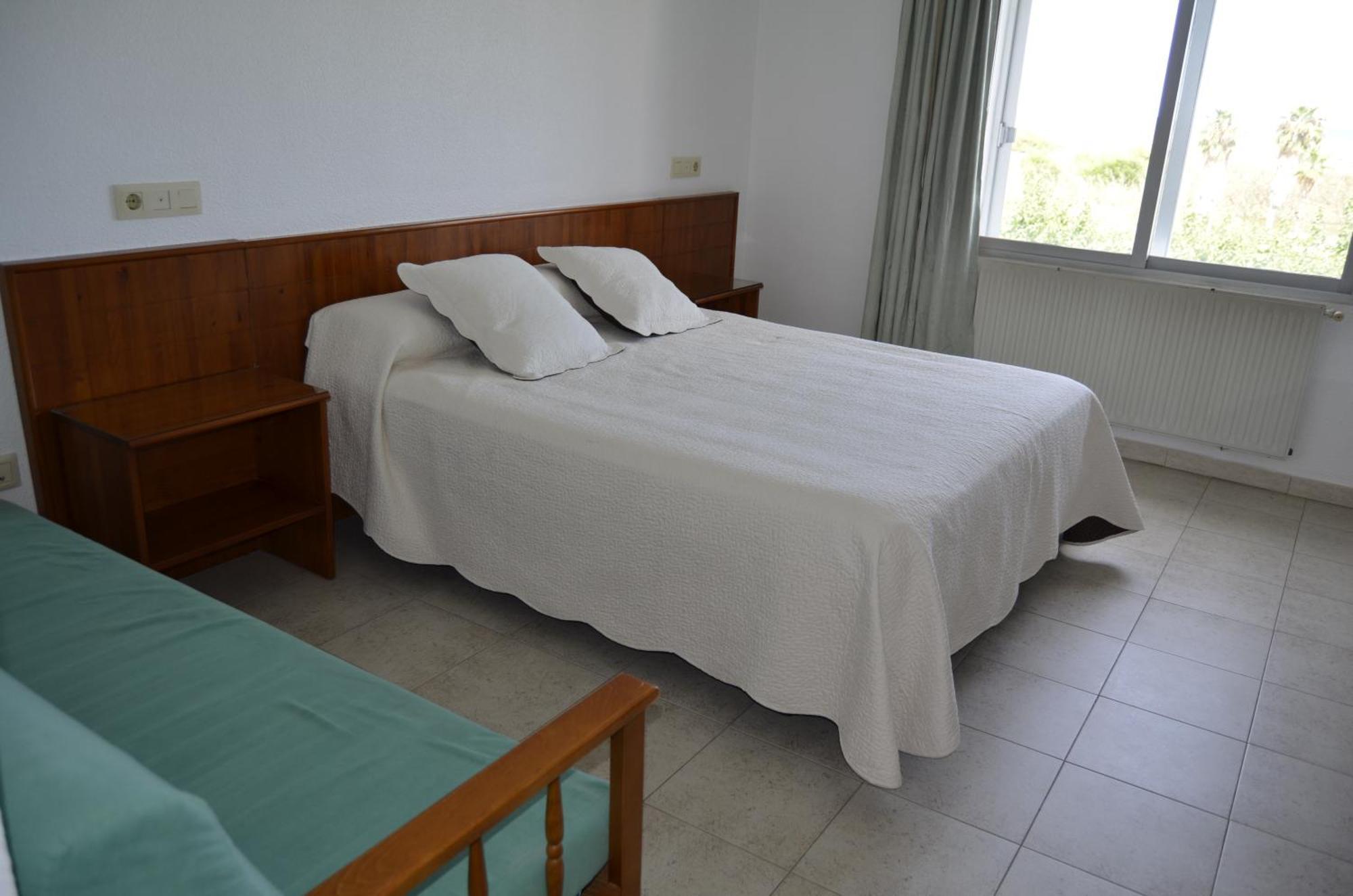 Hostal Blayet Valencia Bagian luar foto